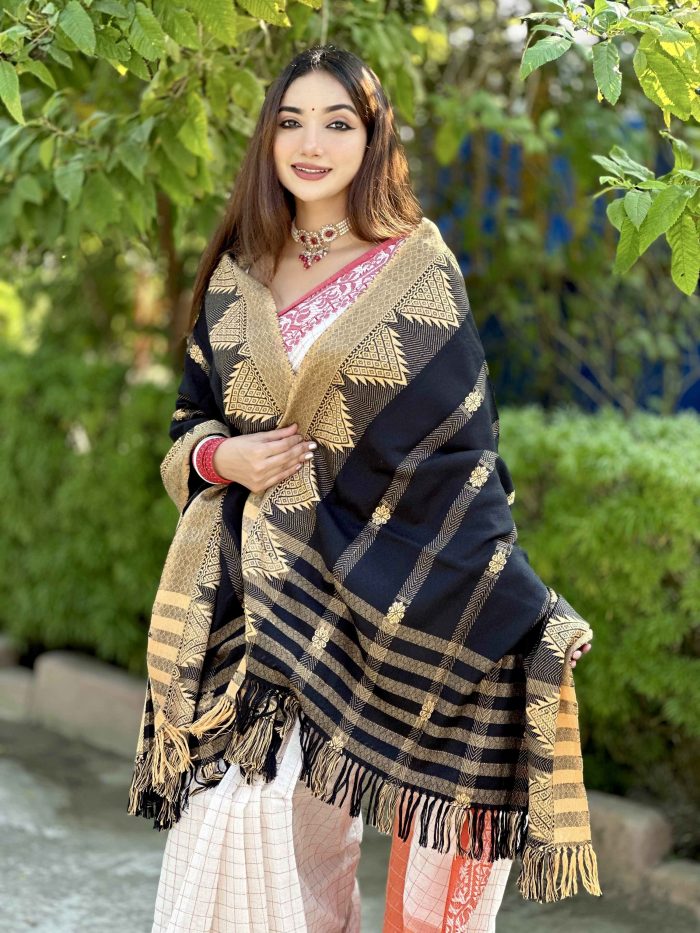 Smart Jamdani Shawl 03 - Image 2